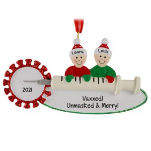 Image of Personalized 2021 Two Friends Glittered Wreath Ornament