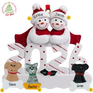 Personalized 2026 Happy Snowman Couple With 3 Pets Ornament